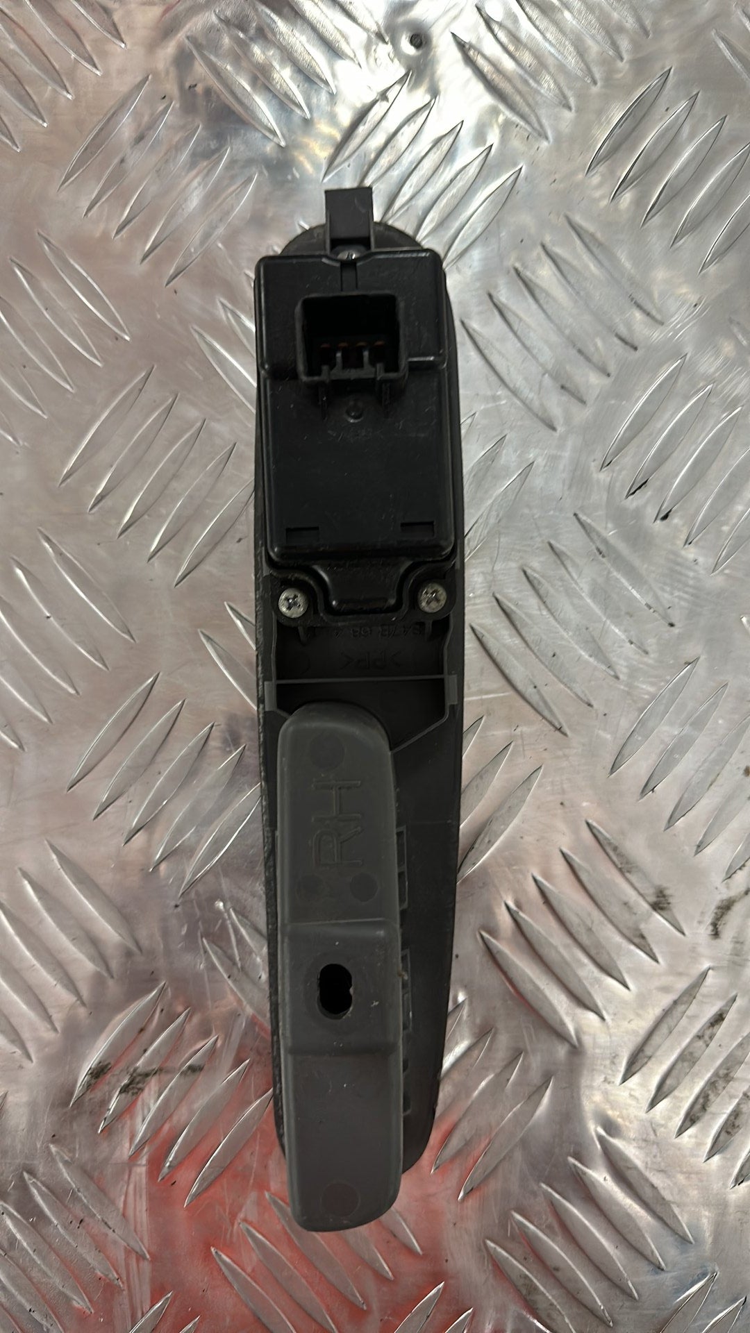 Mazda Bongo Van- Master Power Window Switch PN: C8H-D145
