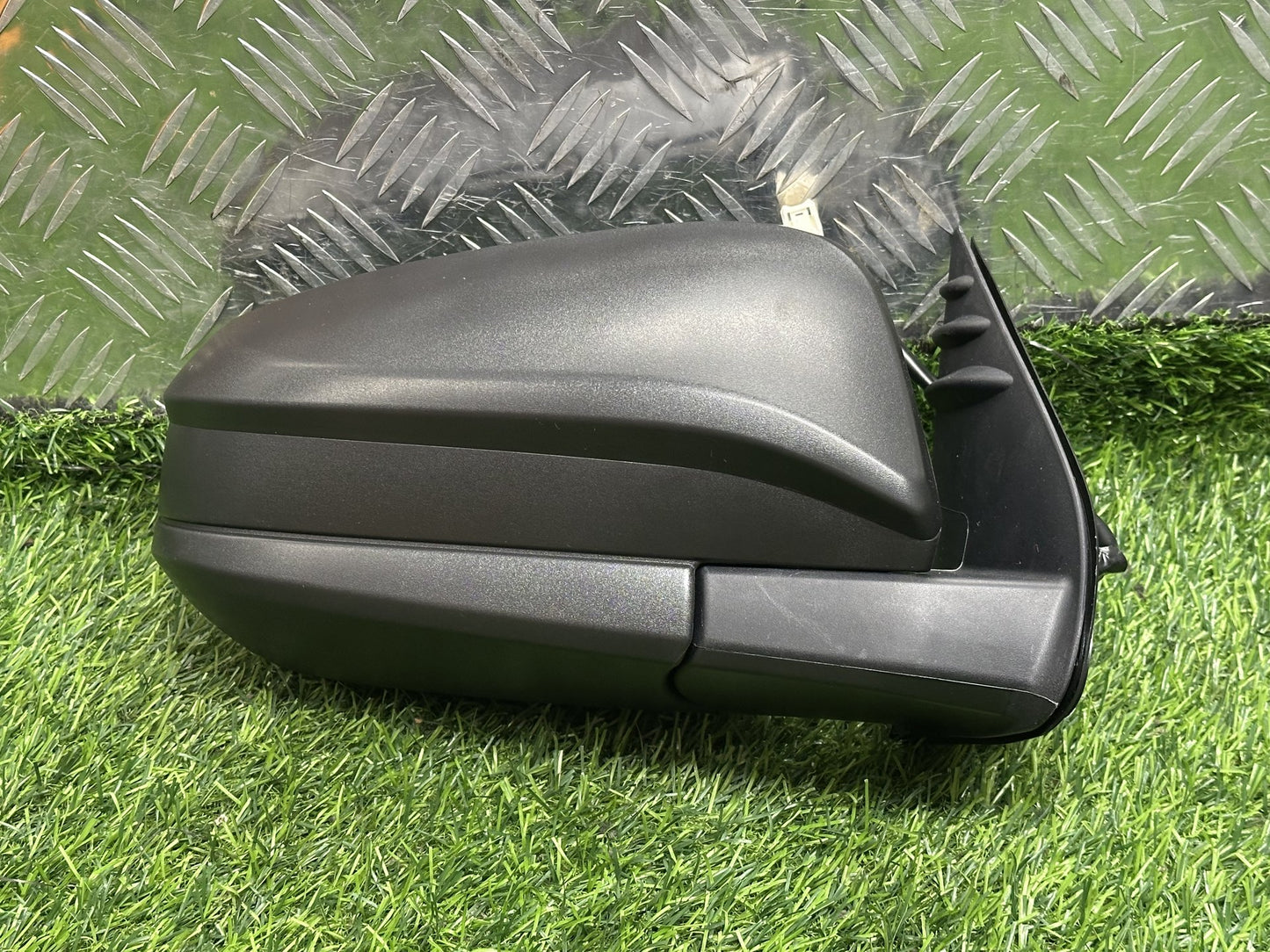 2015-2023 Toyota Hilux- Right Door Mirror PN: 3 WIRE TYPE