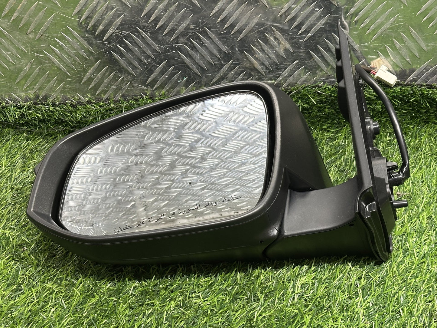 2015-2023 Toyota Hilux- Left Door Mirror PN: 3 WIRE TYPE