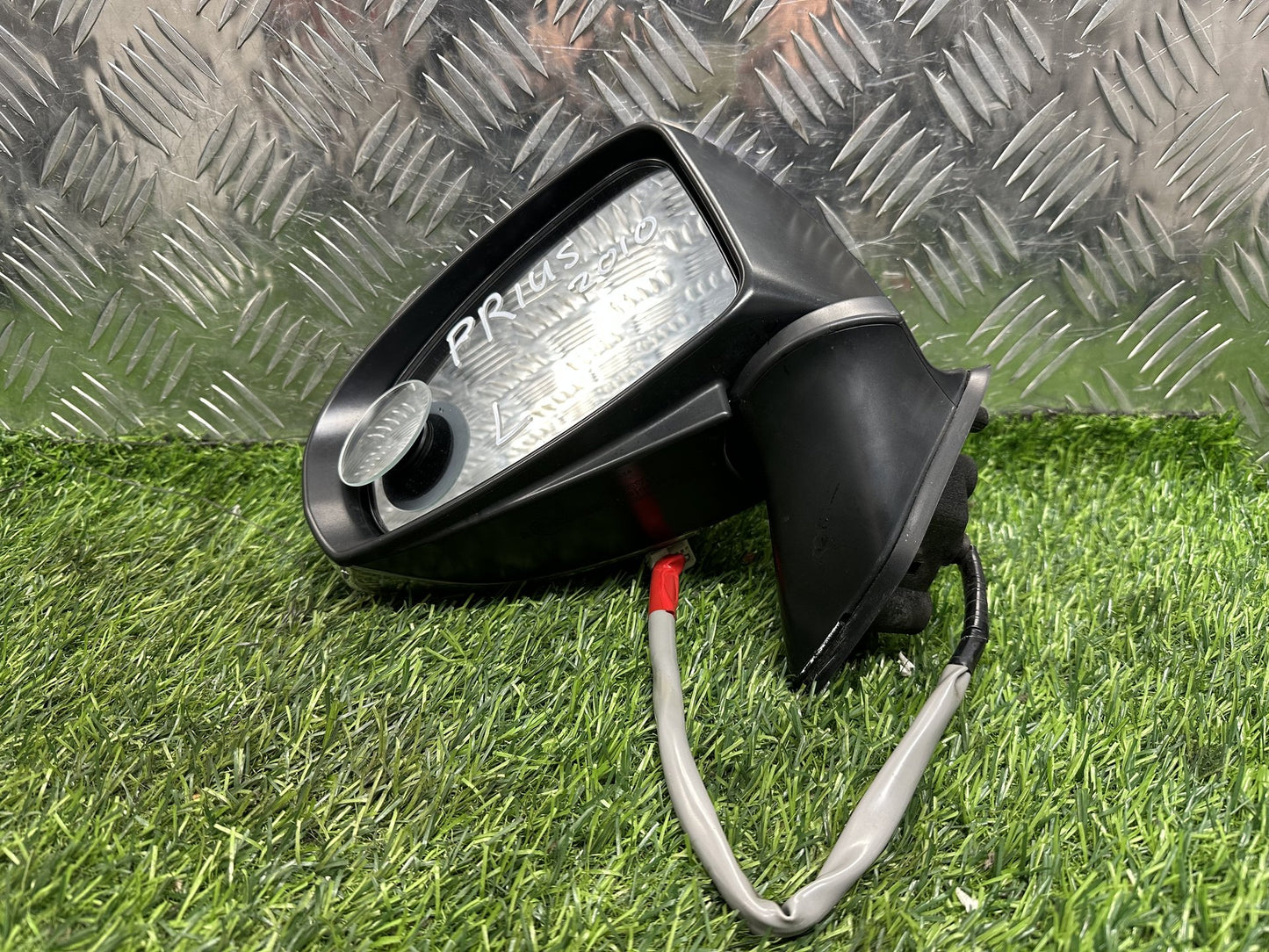 2009-2015 Toyota Prius W30- Left Door Mirror PN: 7 WIRE TYPE