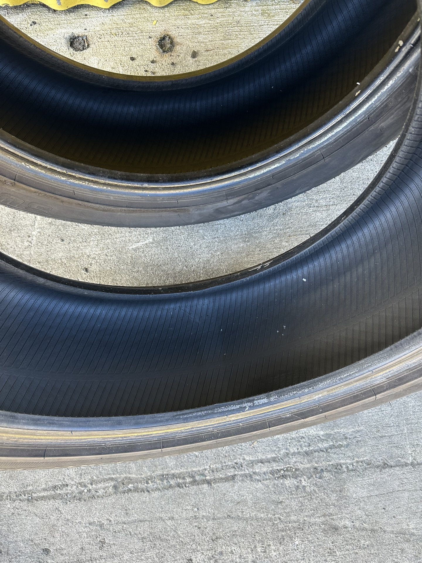 - Tyre PN: 235/45/17 94V