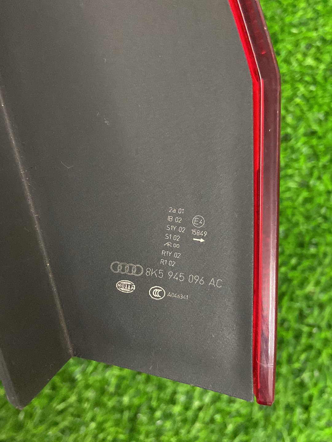2007 - 2015 Audi A4 Right Taillight 8K5945096AC