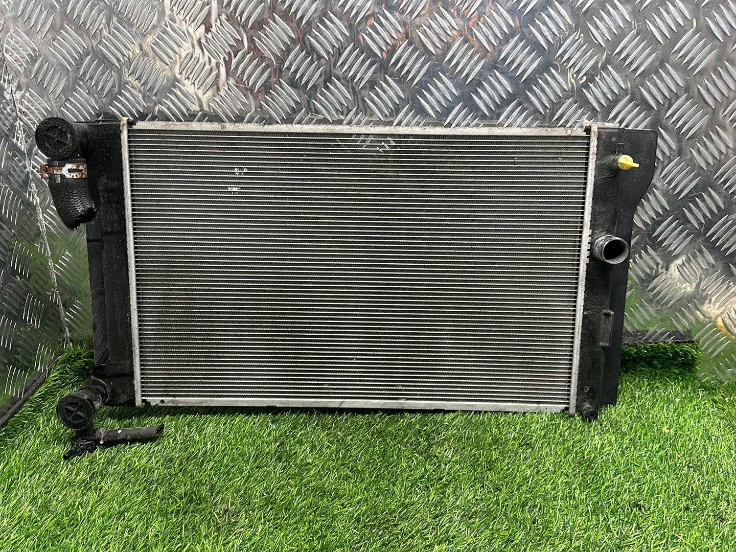 2007-2014 Toyota Corolla ZRE1*- Radiator PN: D422173-7131