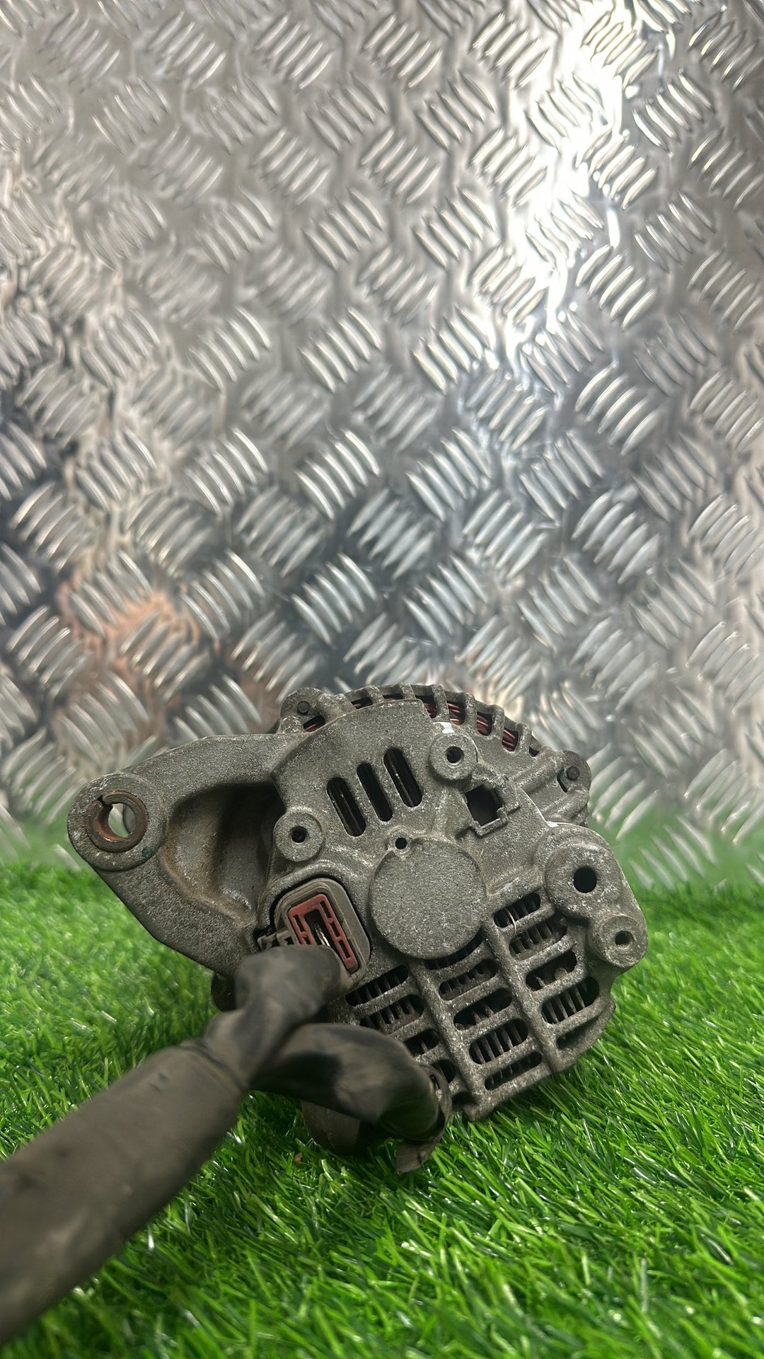 Mazda Bongo Van Alternator A2TC0591