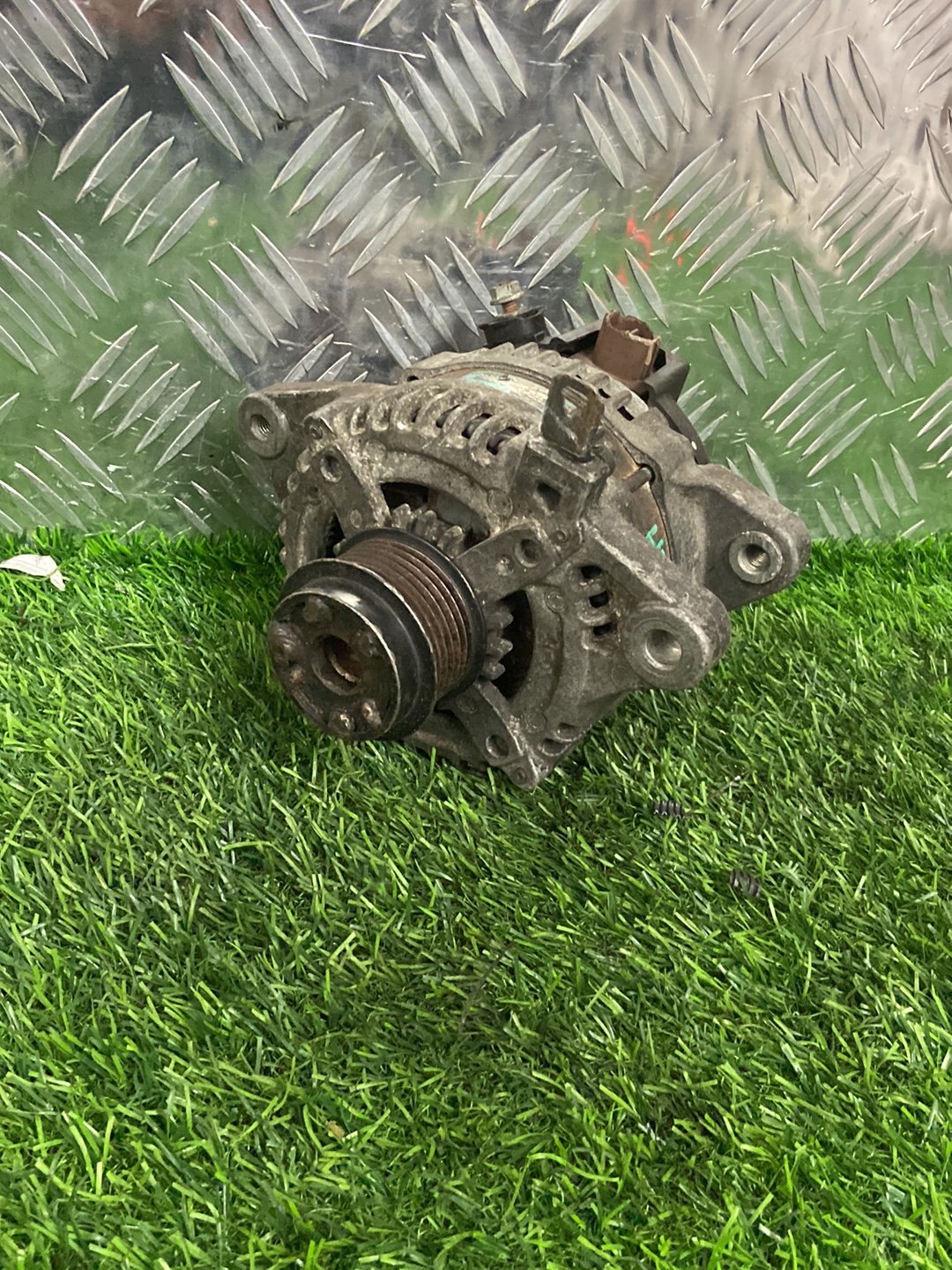 Toyota Corolla Alternator 2706037011