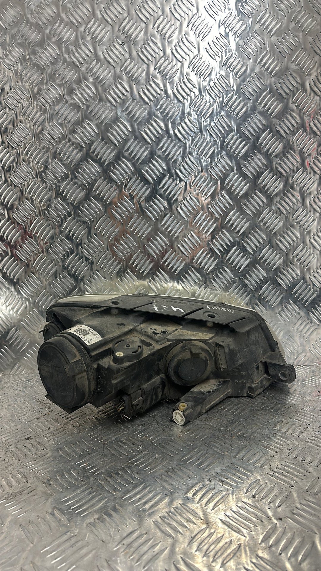 2006-2010 Volkswagen Passat Left Headlight 3C0 941 005 T