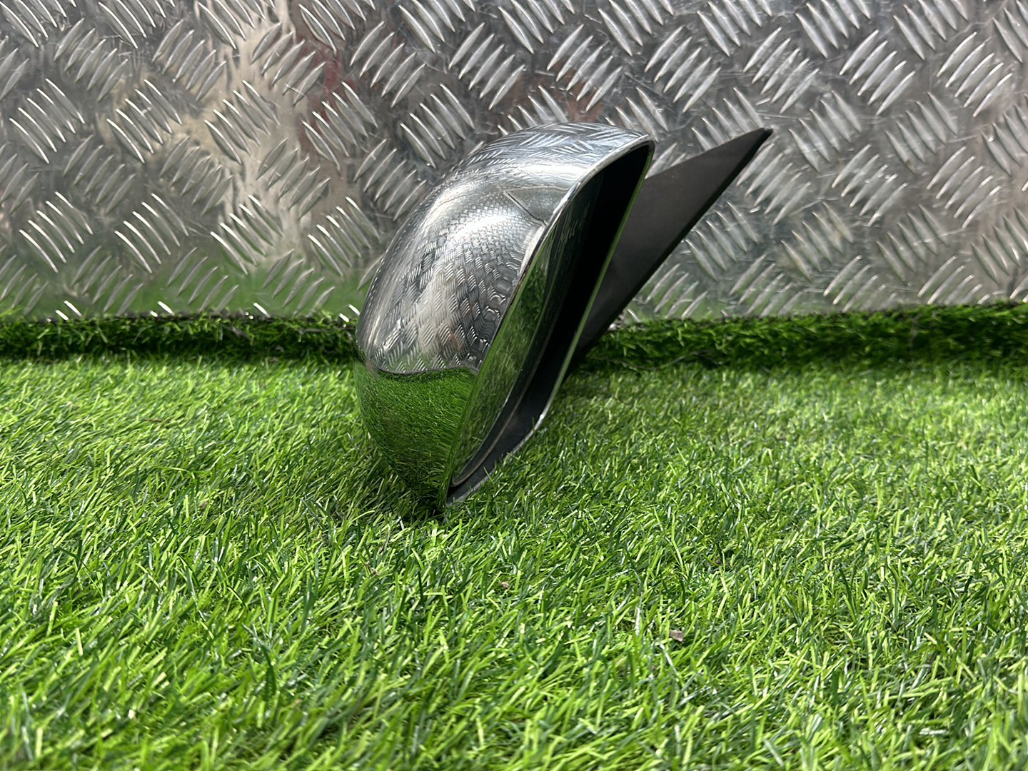 2004 - 2019 Toyota Hiace Left Door Mirror 5 WIRE TYPE