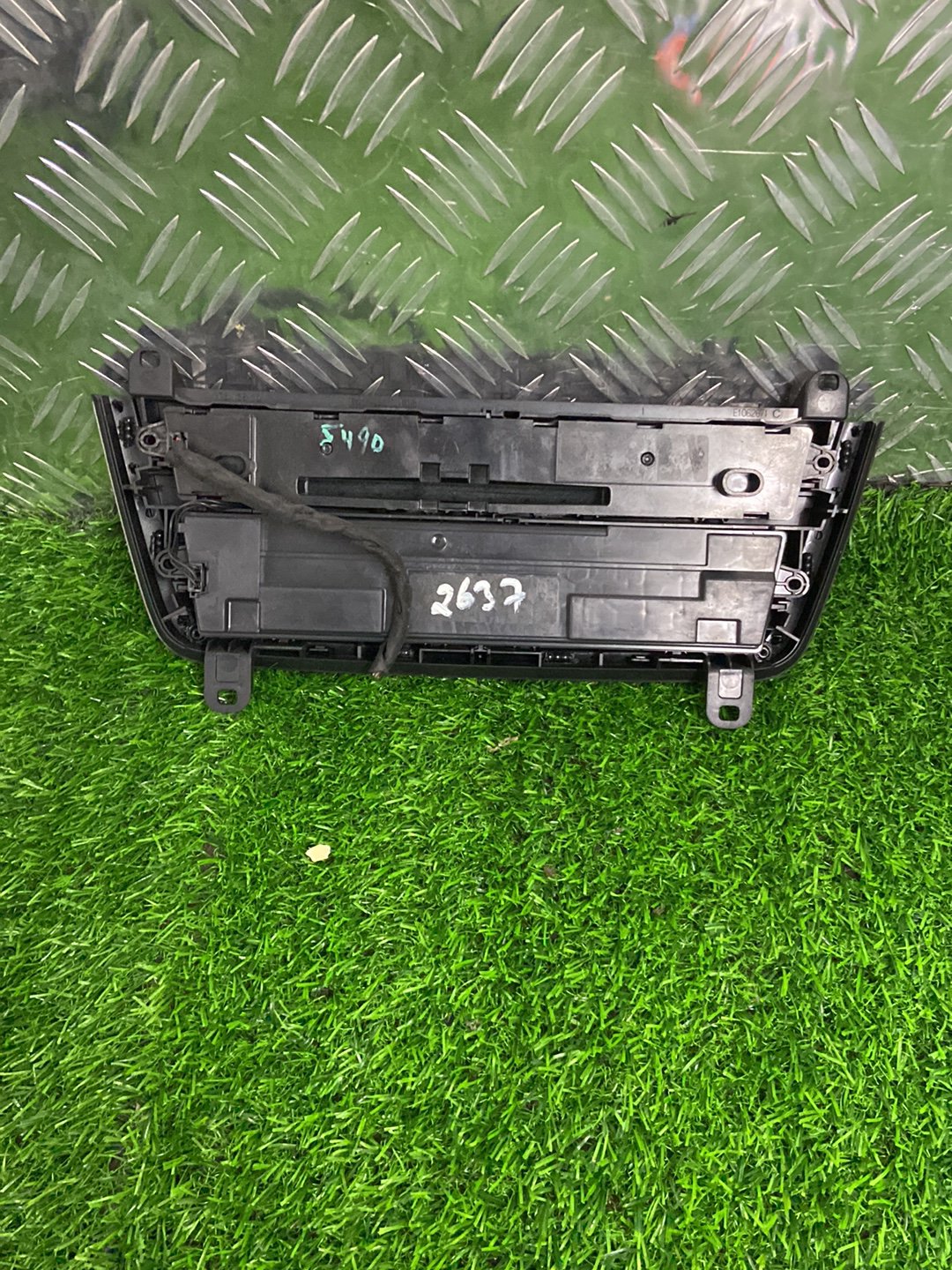 BMW 320i Heater/AC Controls 64.11-9226784-03