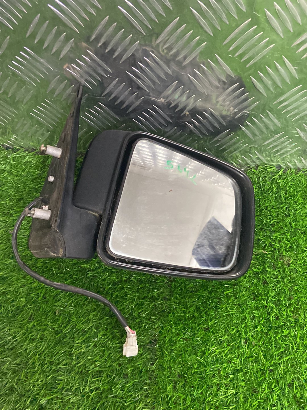 1998 - 2006 Ford Courier Right Door Mirror 3 Wire Type
