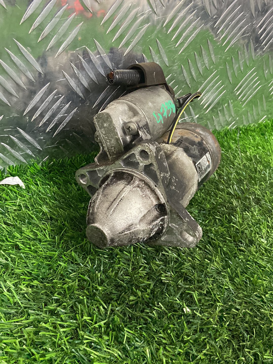 Mitsubishi L400 Starter Motor M000T80081A