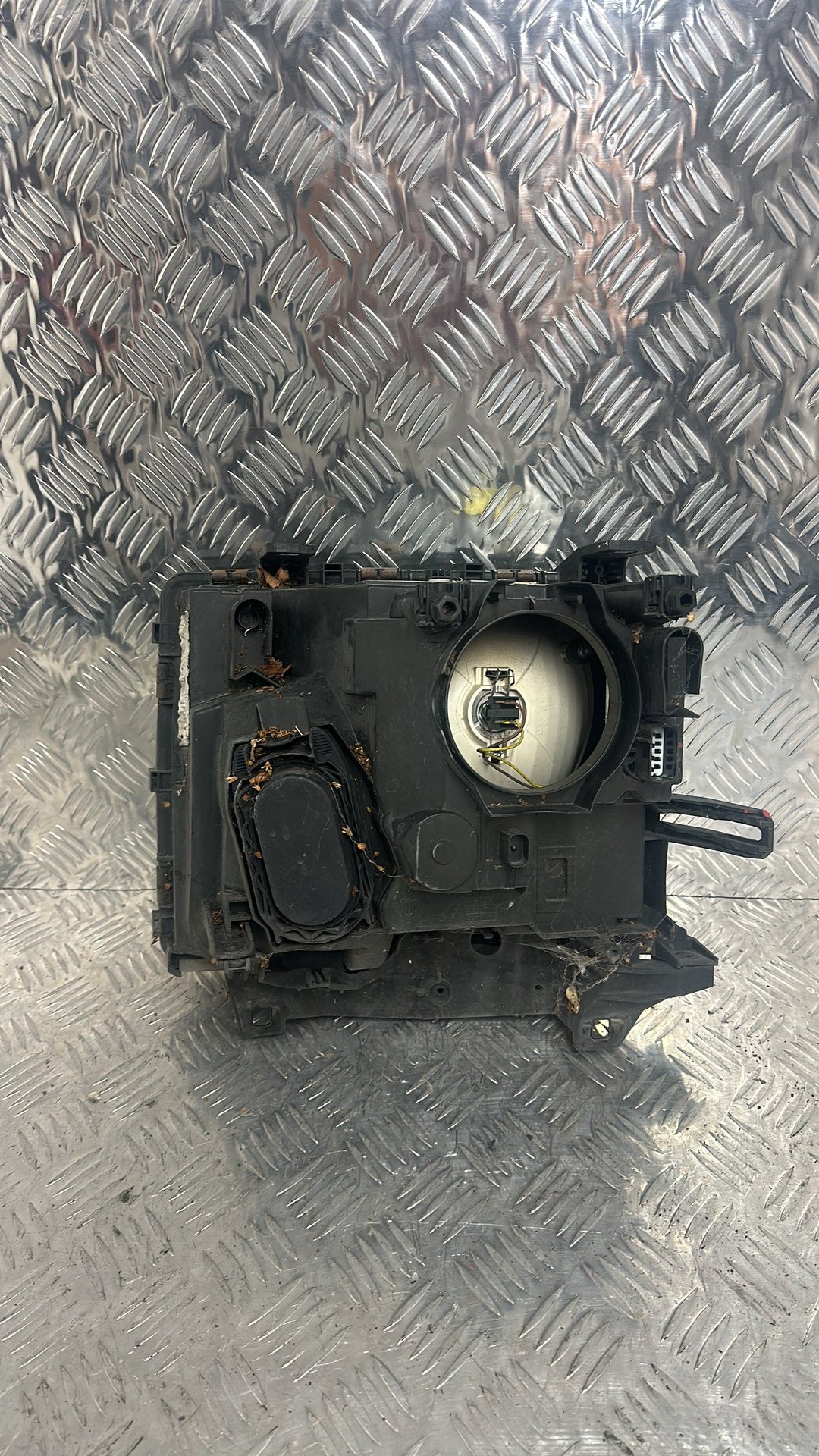 2002-2012 Land Rover Range Rover Right Headlight XBC000465