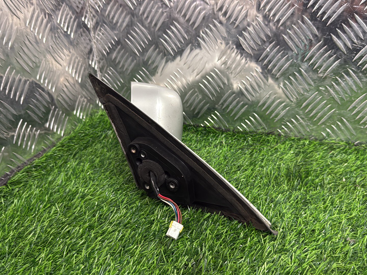 1994 - 1998 Mitsubishi Lancer Left Door Mirror 5 Wires