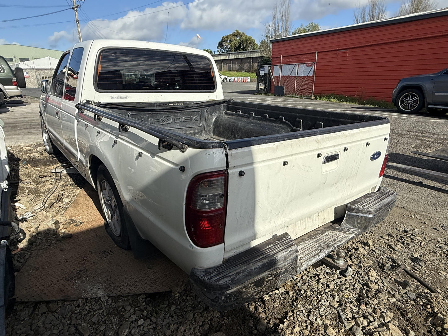 1999 - 2006 Ford Courier WLT WRECKING FOR PARTS ONLY