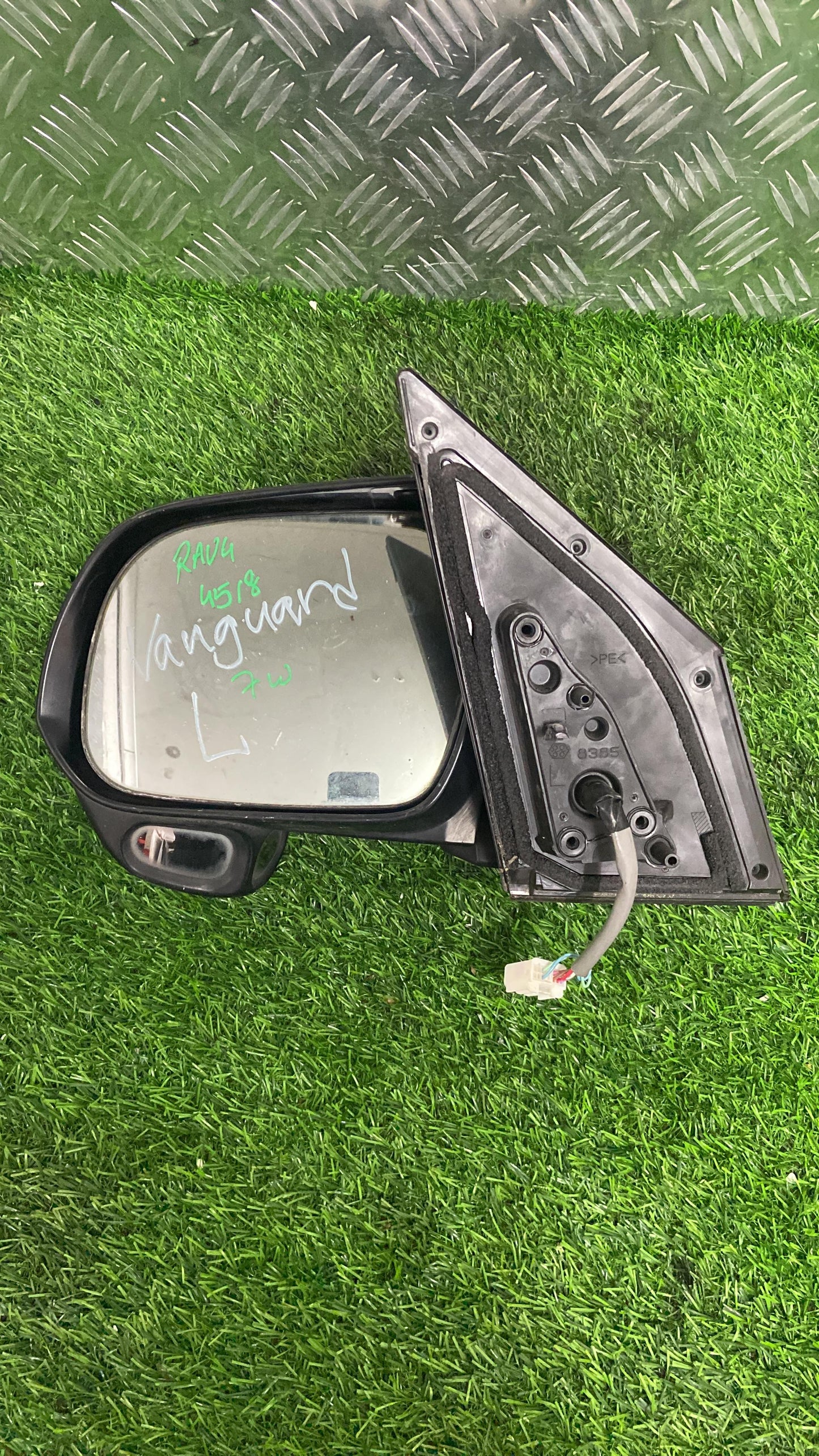 2005 - 2008 Toyota RAV4 Left Door Mirror 7 WIRE