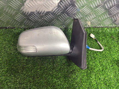 2007 - 2014 Toyota Corolla Right Door Mirror 9 Wires