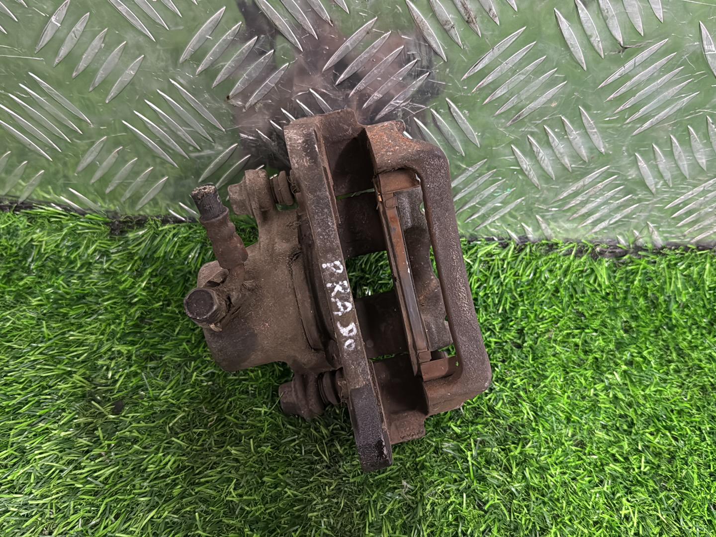 1996 - 2002 Toyota Land Cruiser Prado Left Front Caliper Single Pot