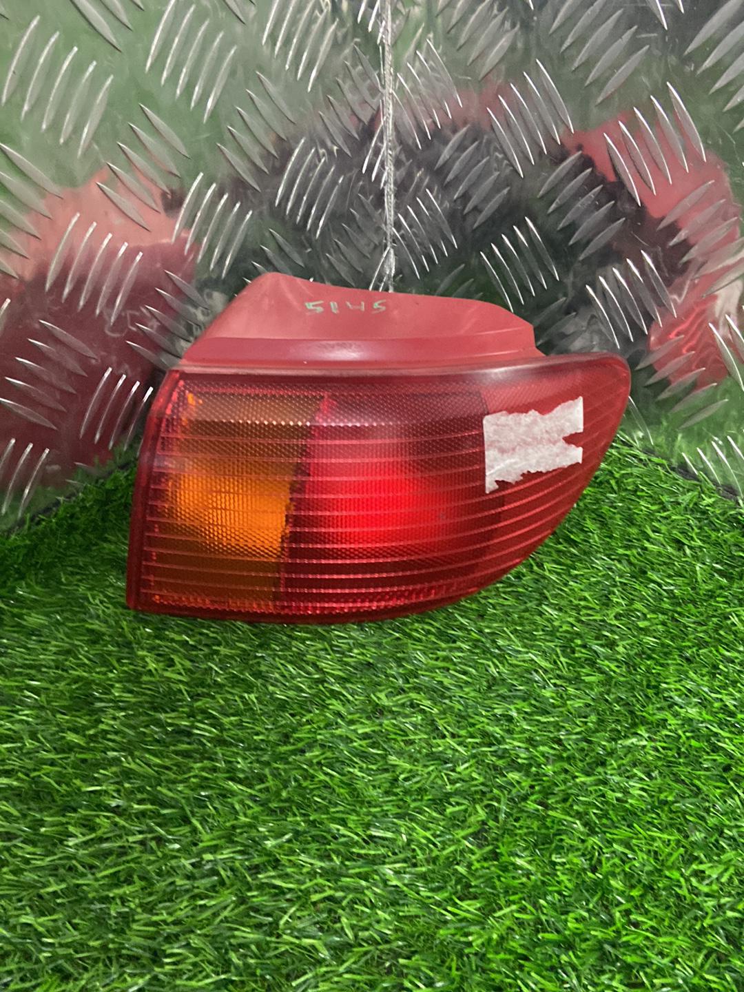 2002 - 2007 Mazda Mazda2 Right Taillight STANLEY P1977R