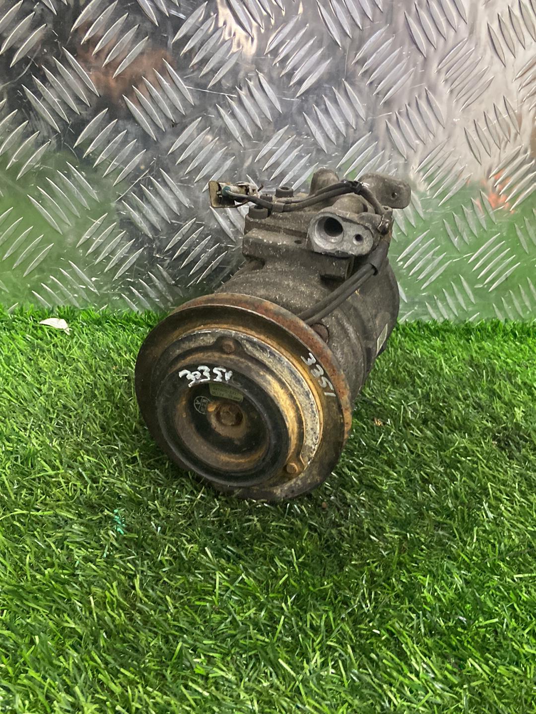 1989 - 2004 Toyota Hiace A/C Compressor 447200-0268