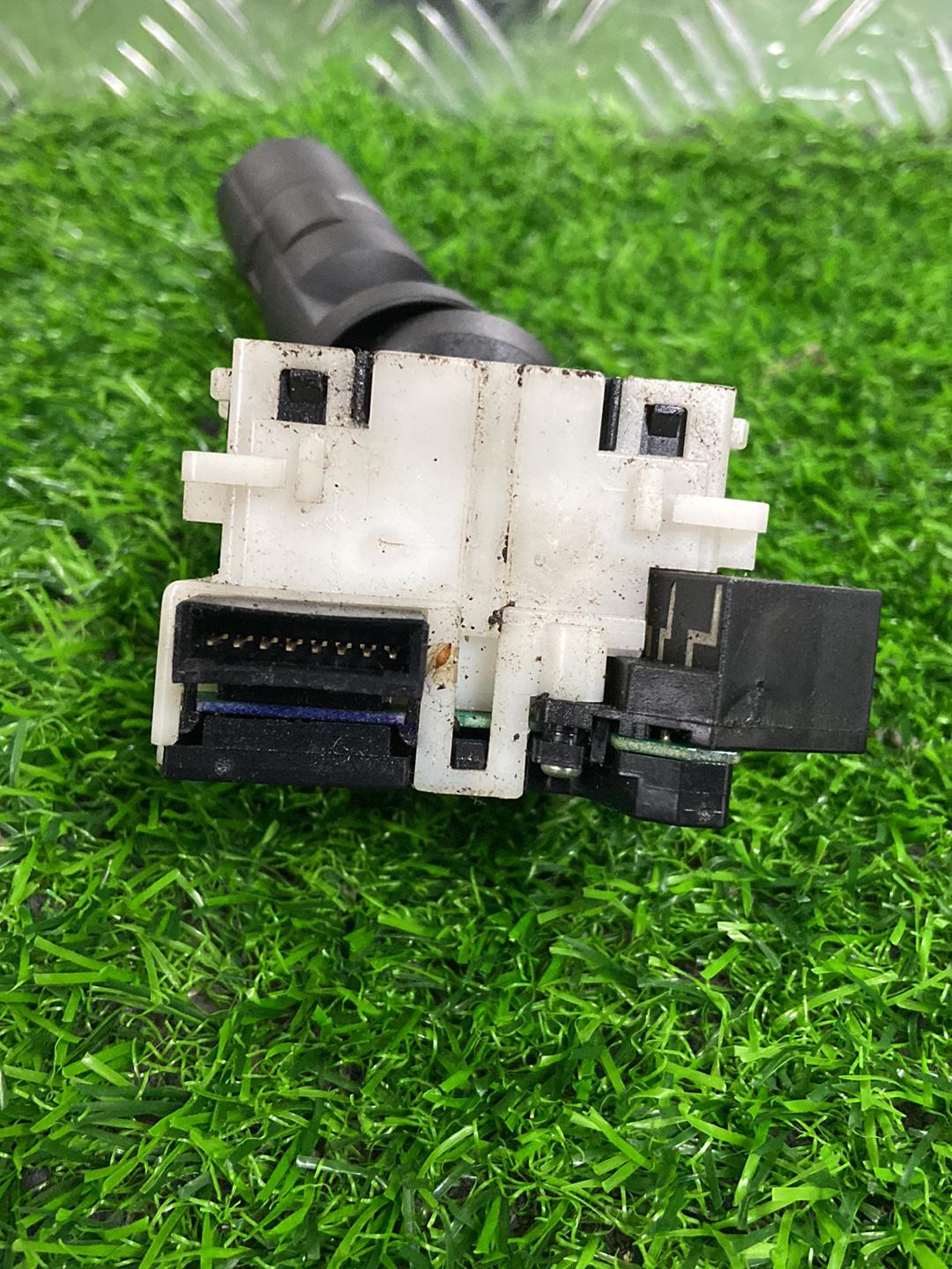 2004 - 2015 Nissan Navara Wiper Switch PA6+GF30