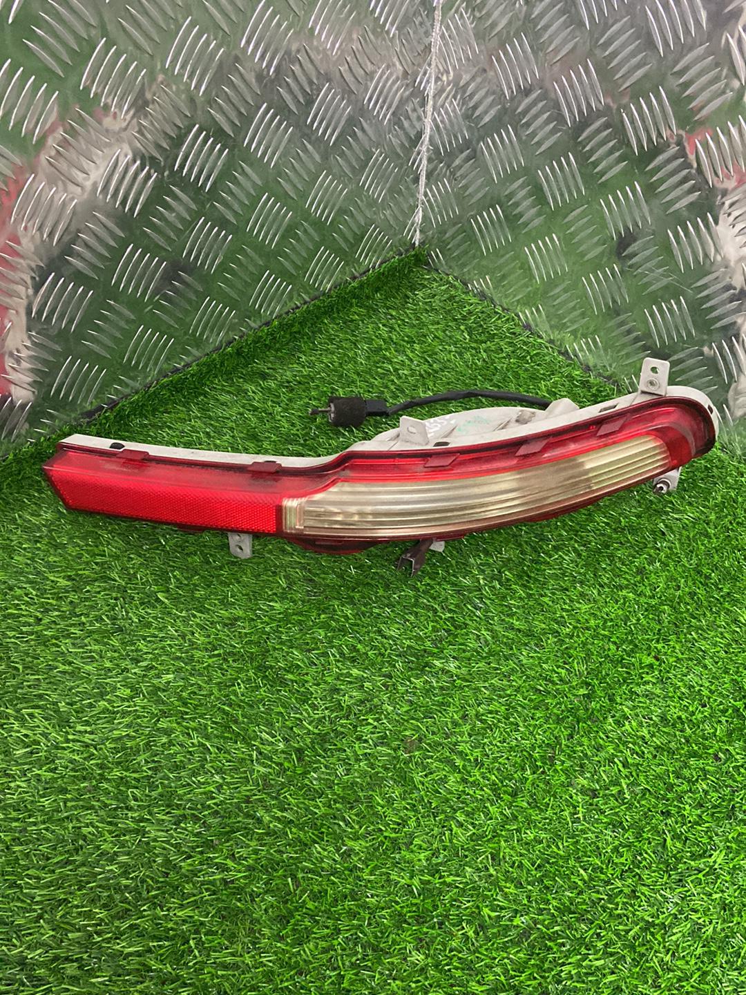 2010 - 2015 Kia Sportage Right Rear Bumper Light 92406-3W2