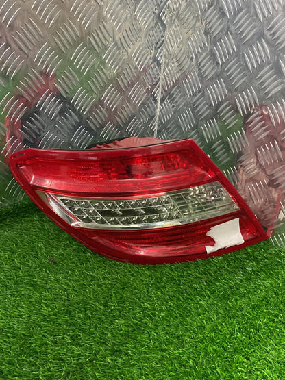 2007 - 2015 Mercedes-Benz C-Class Left Taillight 2049068702