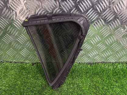 2011 - 2021 Toyota Aqua Right Rear Quarter Door Glass M28Q8 Tint