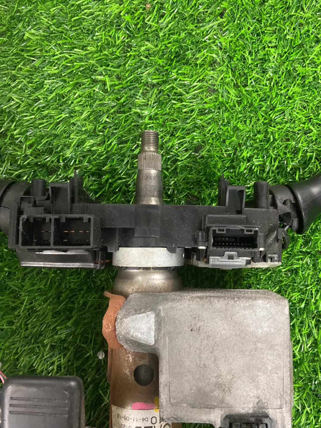 2004 - 2009 Toyota Mark X Combination Switch C35HT65