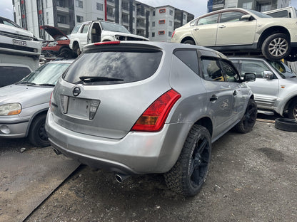 2005 Nissan Murano  WRECKING FOR PARTS ONLY