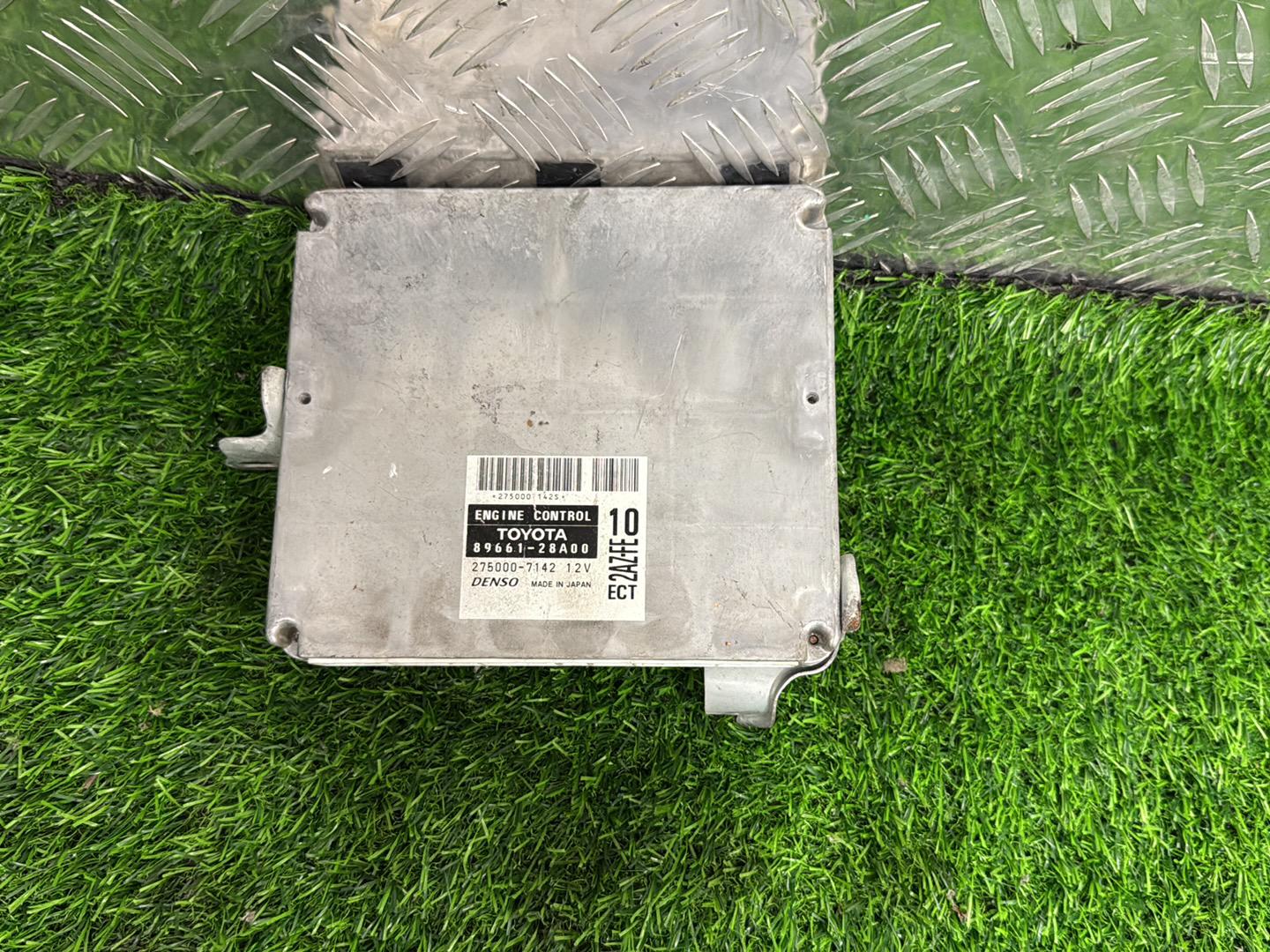 2001 - 2005 Toyota Estima ECU 89661-28A00