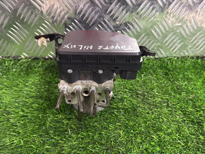 2005 - 2015 Toyota Hilux ABS Pump 44540-71260