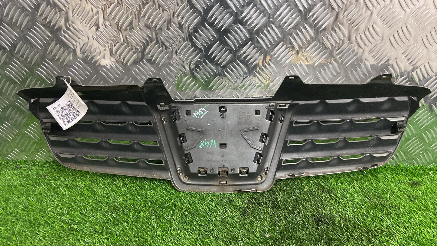2006 - 2013 Nissan Dualis Grille 62310JD000