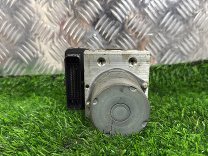 Toyota Corolla ABS Pump/Modulator 3330A20065