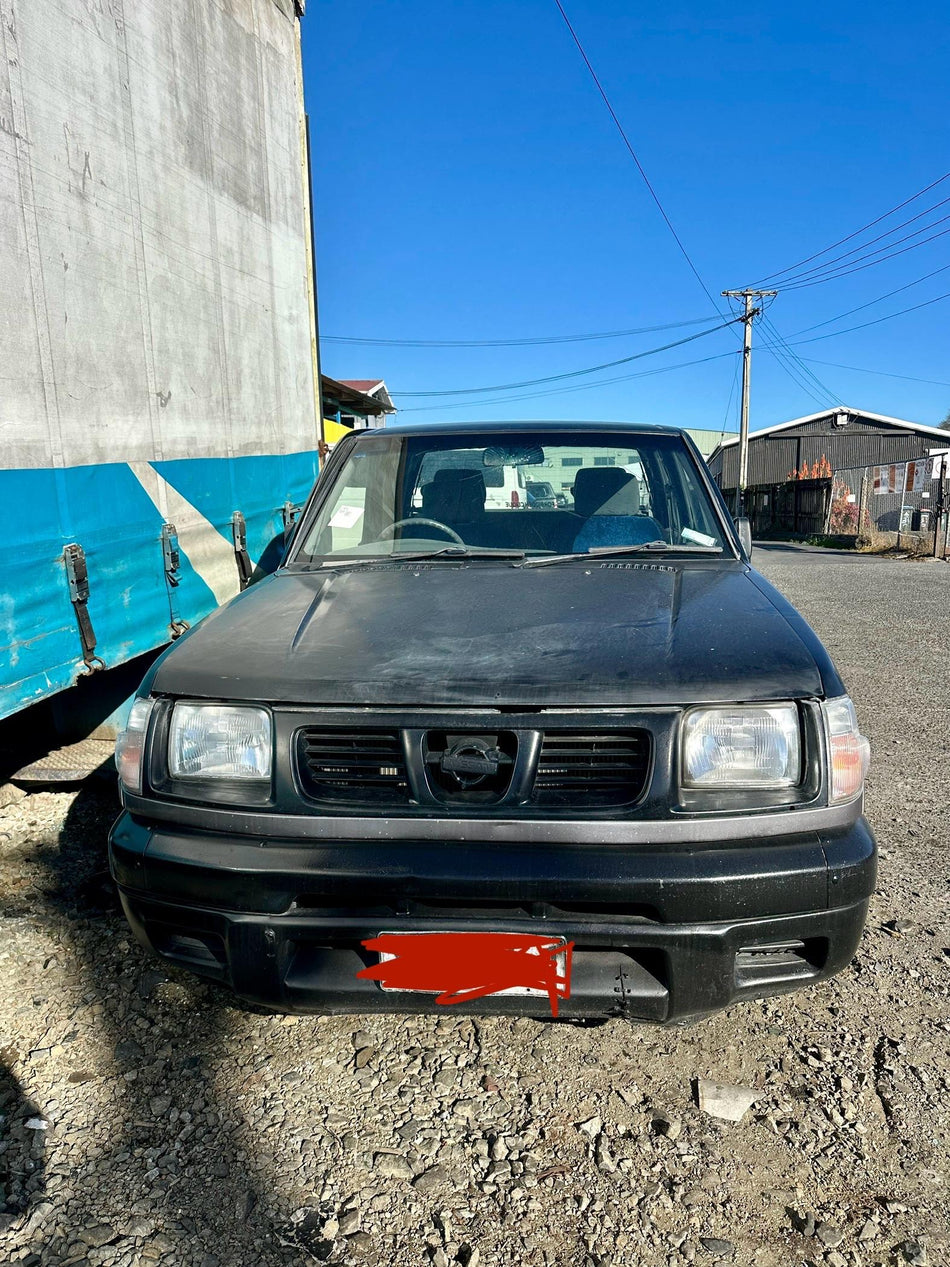 1998 Nissan Navara KA24E817883 WRECKING FOR PARTS ONLY