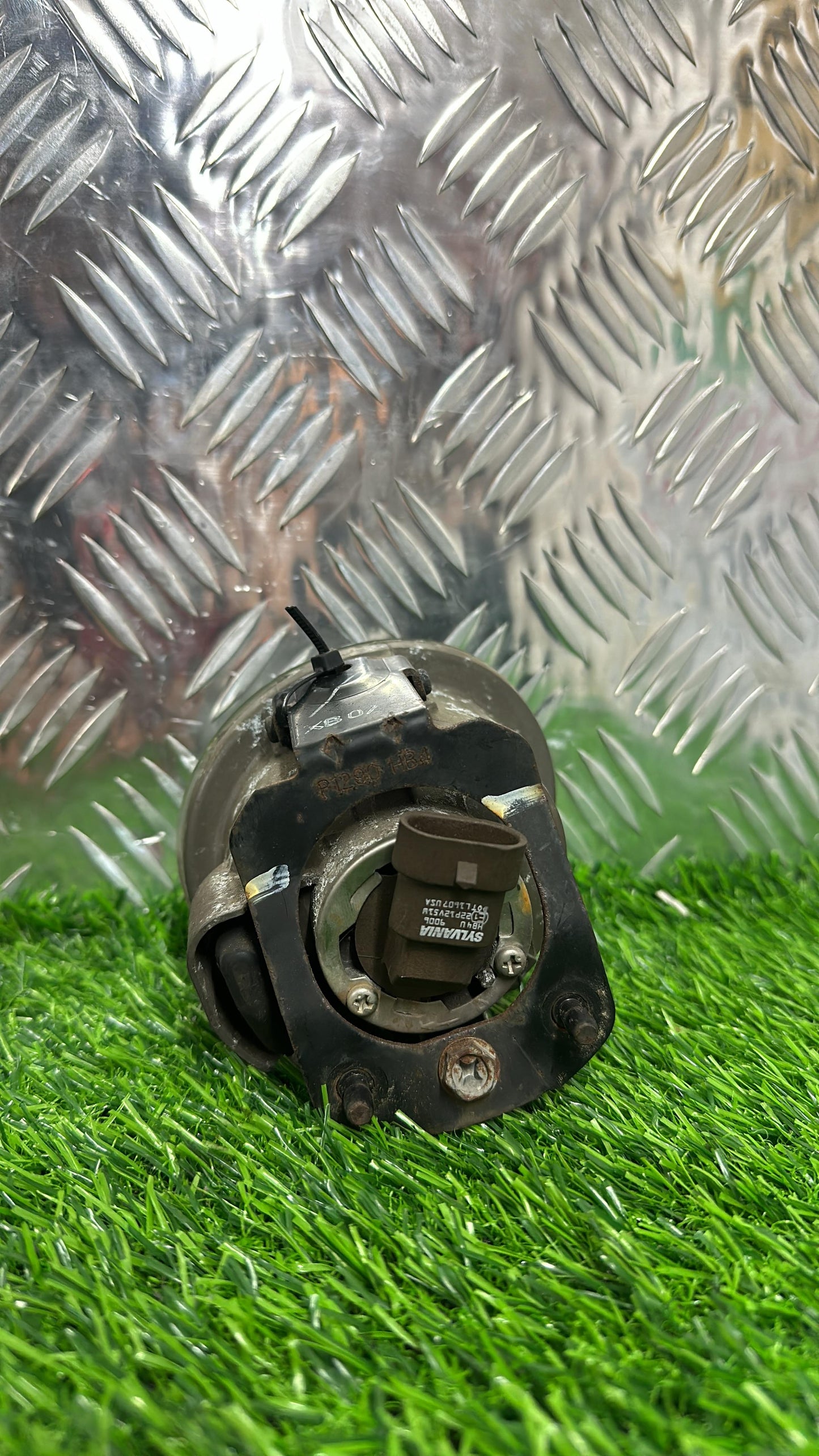 Nissan Wingroad Left Fog Light STANLEY P1290