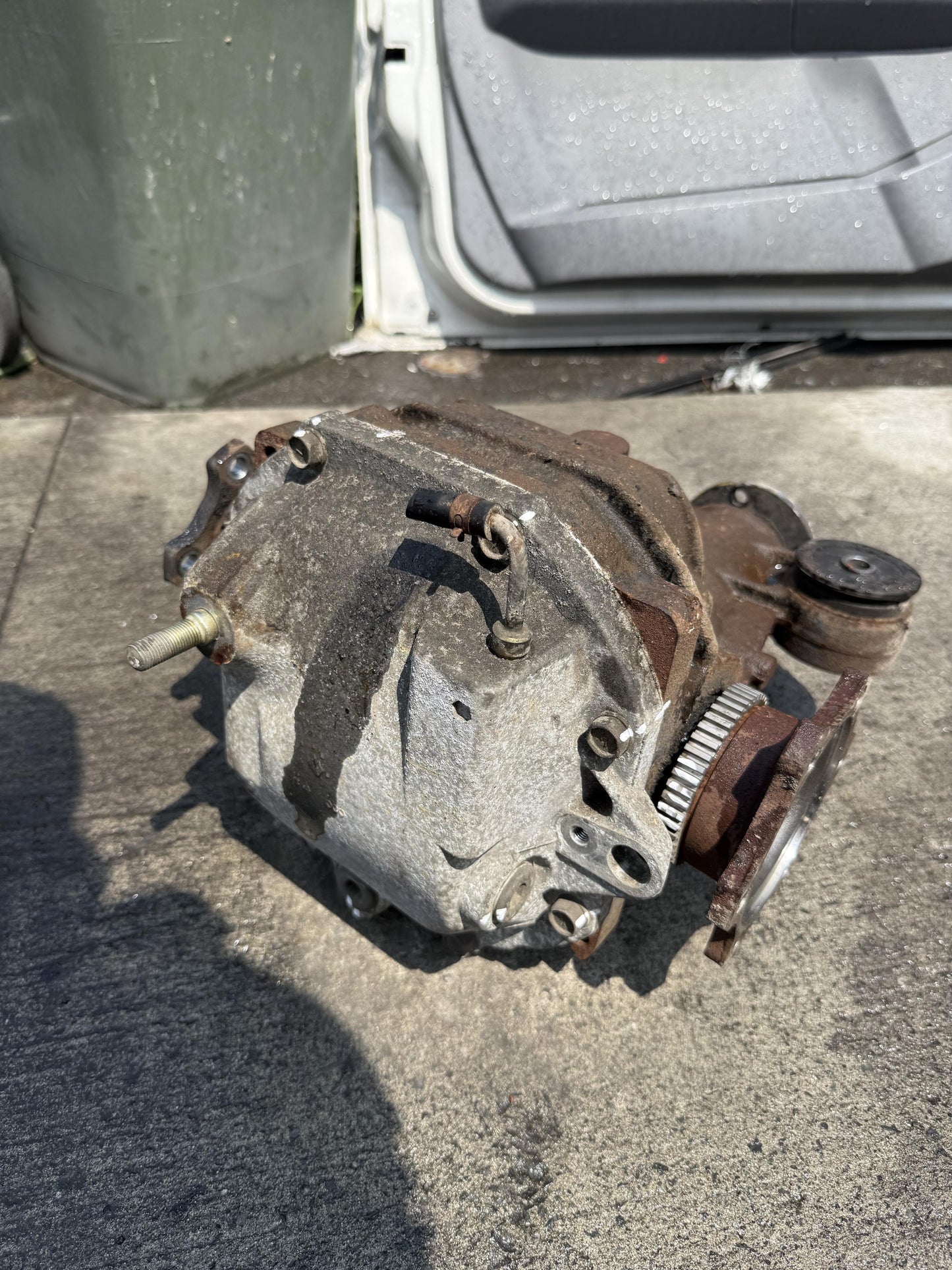 Nissan Fuga Rear Differential Head