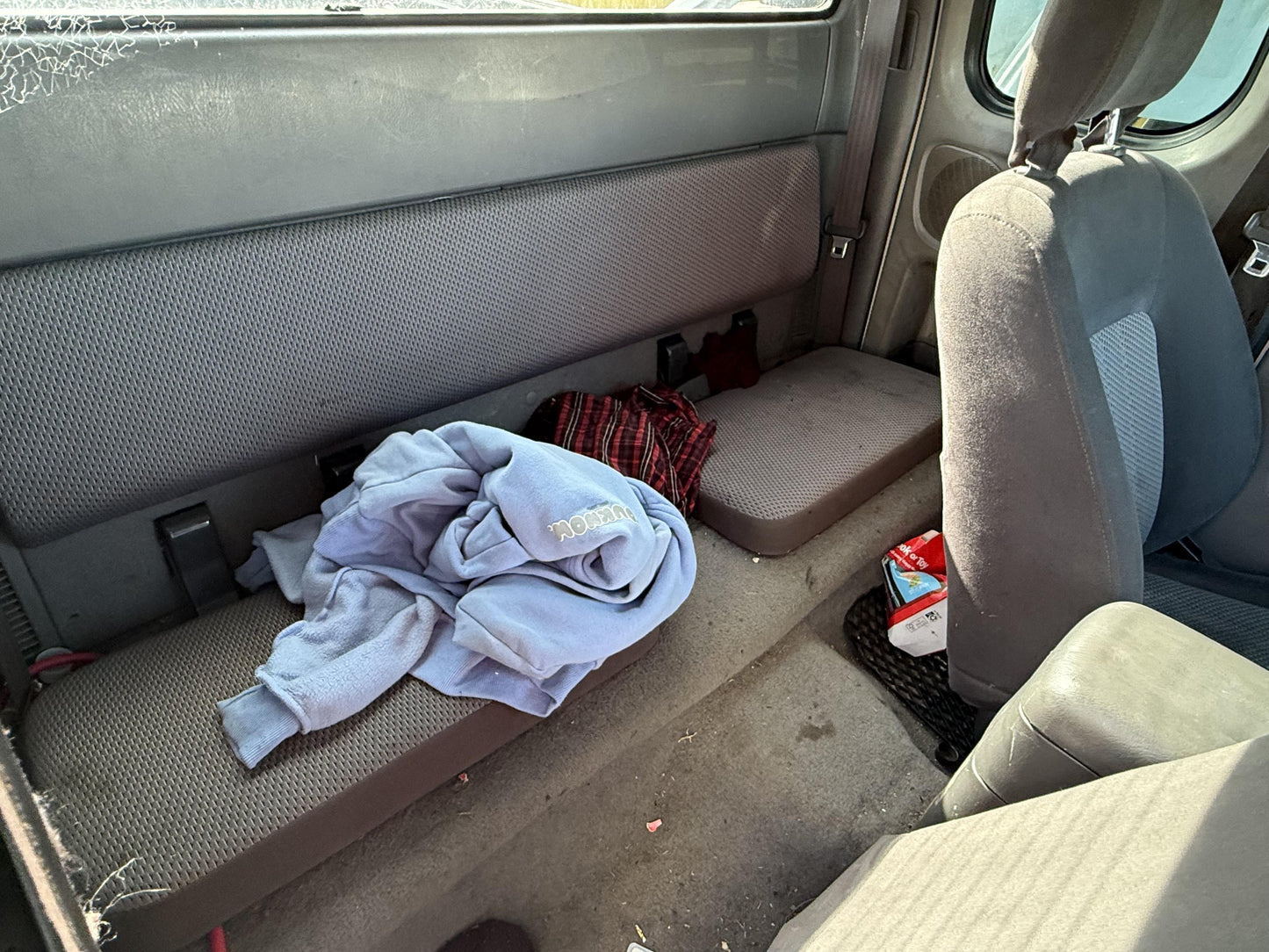 1999 - 2006 Ford Courier WLT WRECKING FOR PARTS ONLY