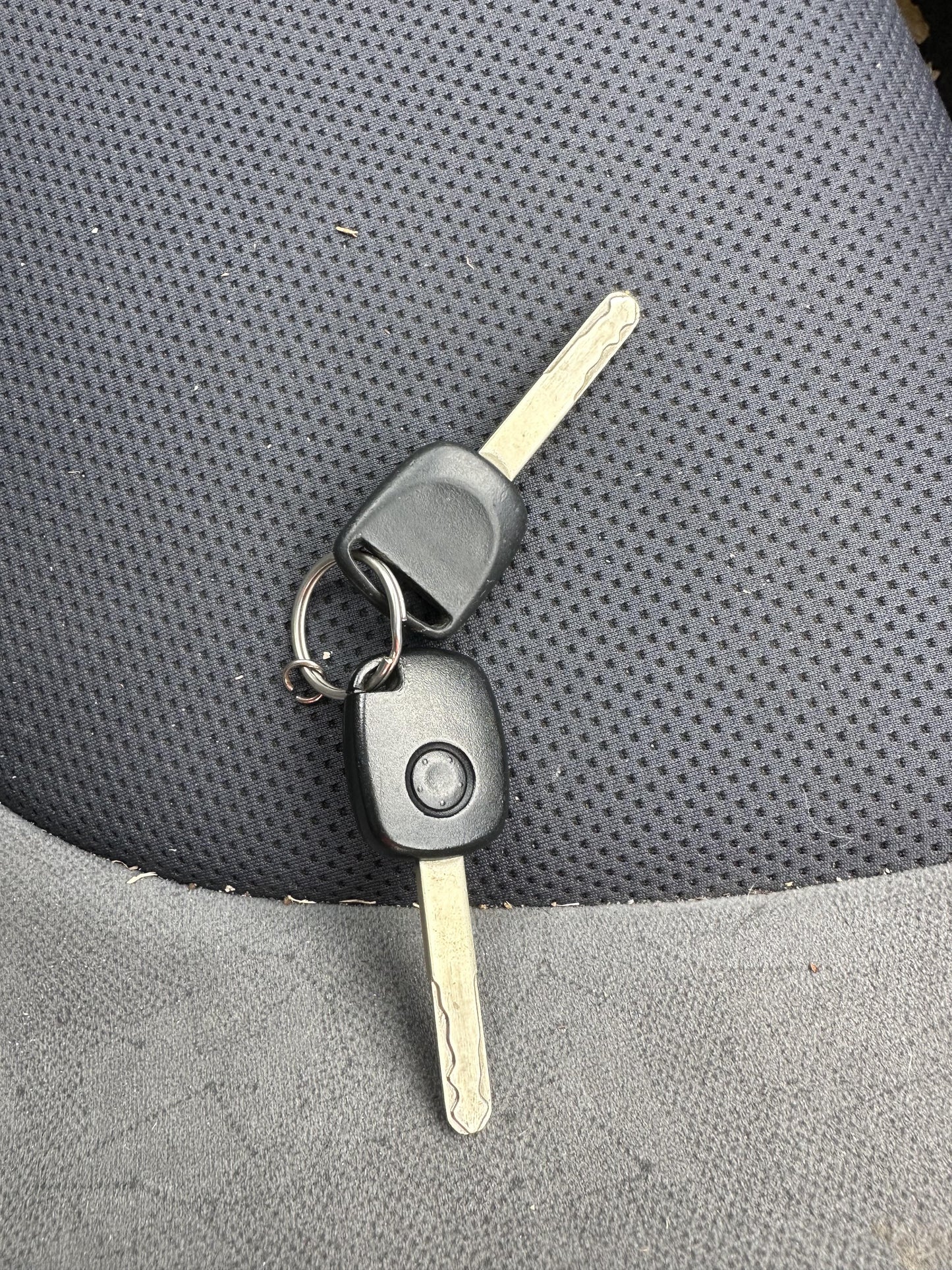 2005 Honda Fit LI31-187052 WRECKING FOR PARTS ONLY