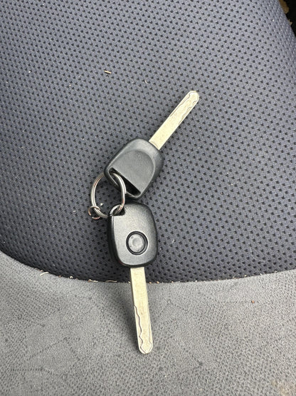 2005 Honda Fit LI31-187052 WRECKING FOR PARTS ONLY