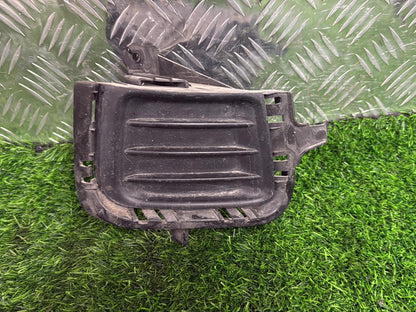 2011 - 2015 Toyota Aqua Right Fog Light Cover 81481-52440