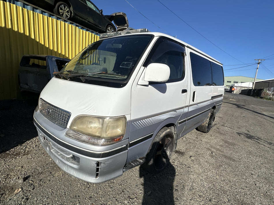 1998 Toyota Hiace 1KZ-0559144 WRECKING FOR PARTS ONLY