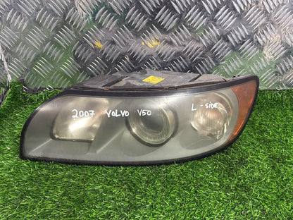 2004 - 2007 Volvo V50 Left Headlight 30698891