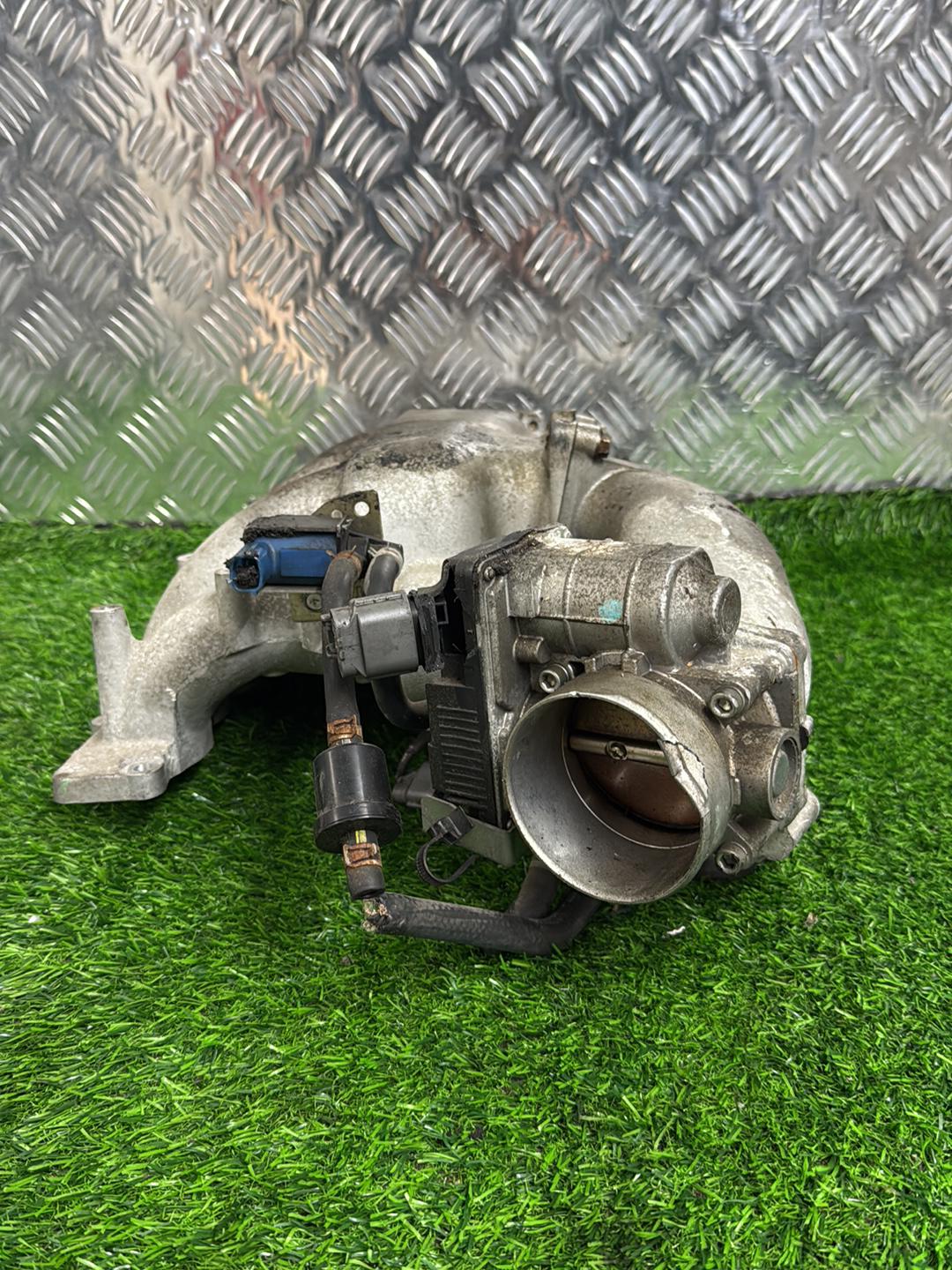 2004 - 2009 Nissan Murano Intake Manifold