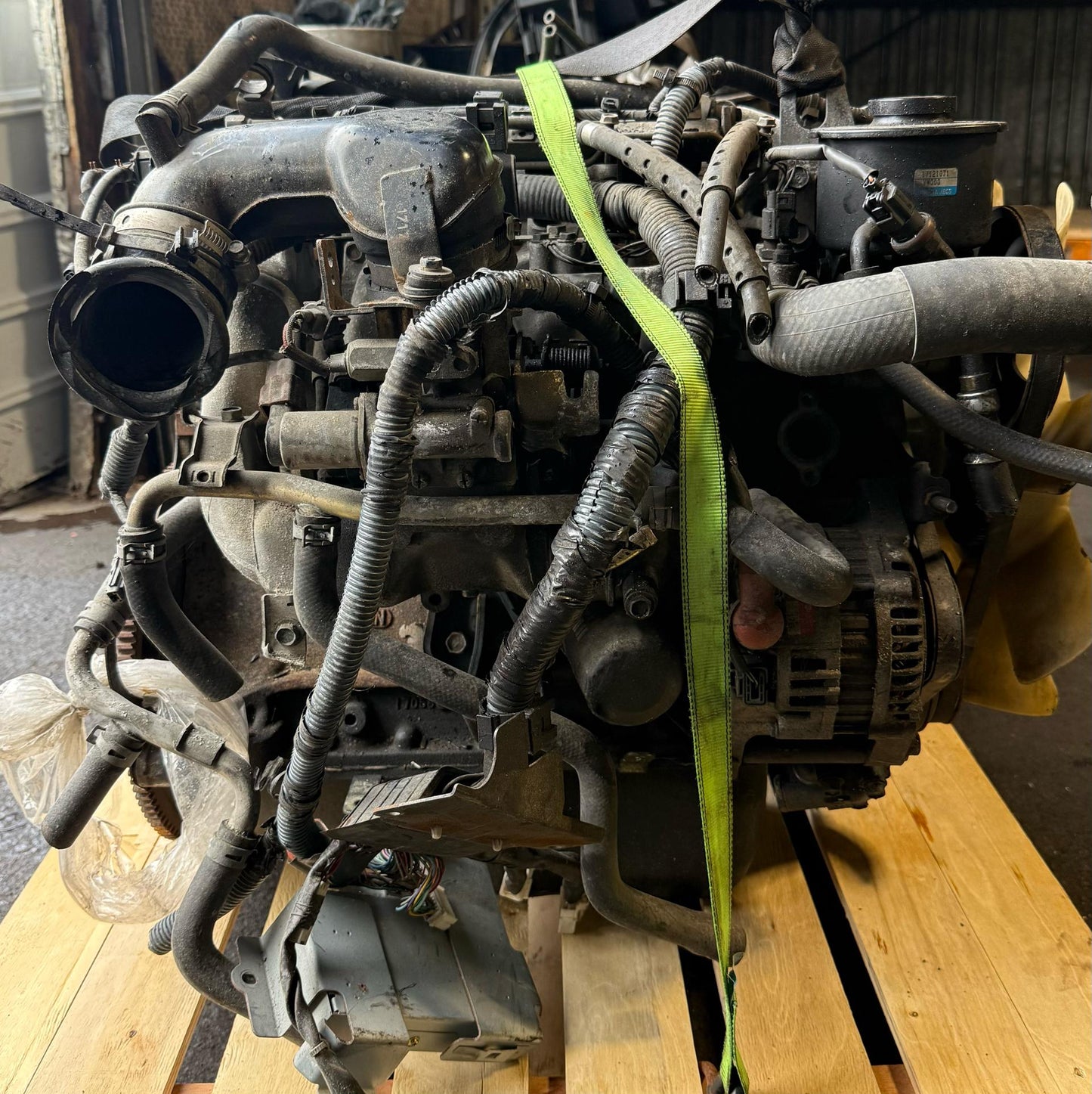 1999 - 2007 Nissan Caravan Engine KA20DE
