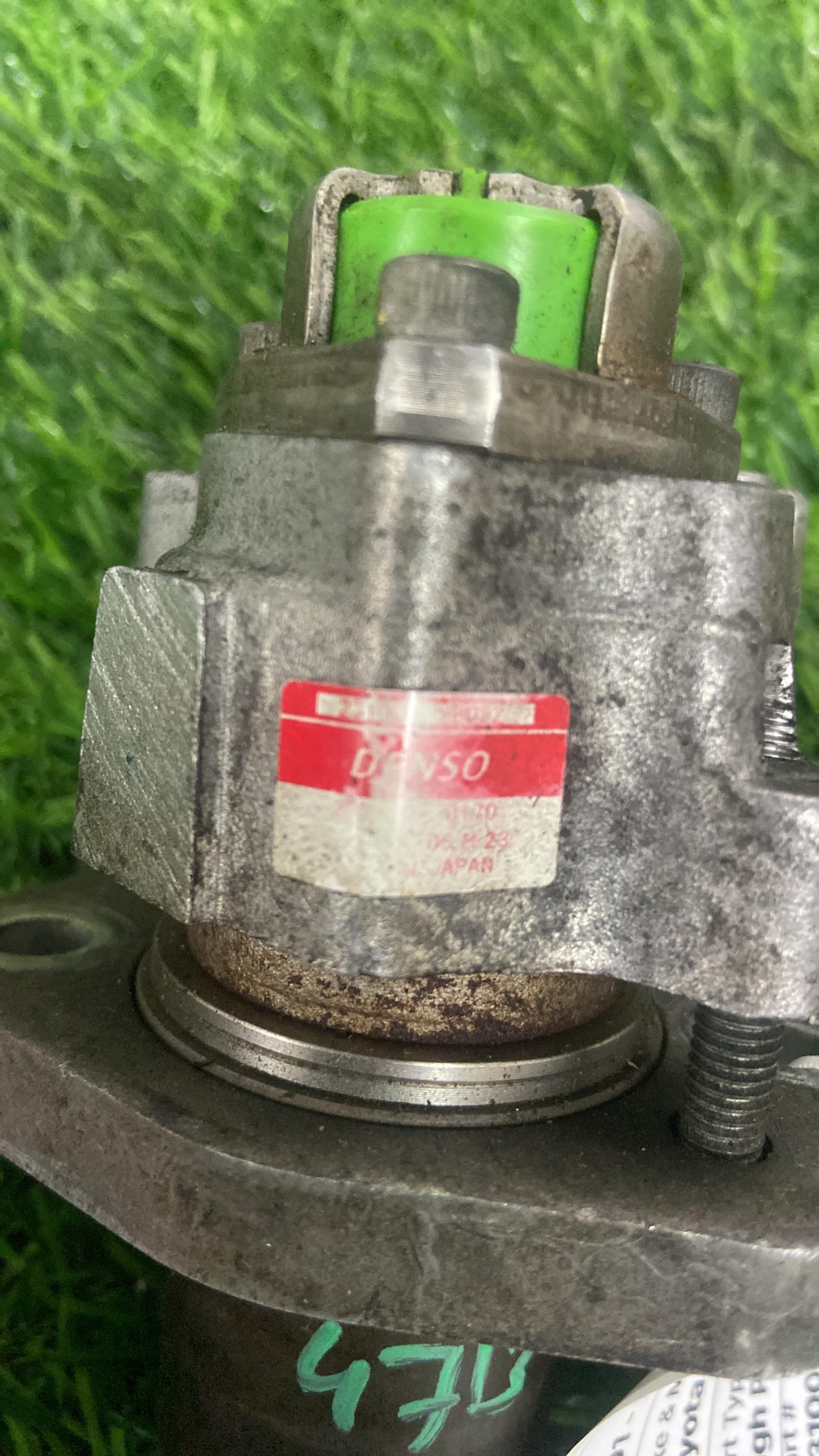 2001 - 2007 Toyota Voxy High Pressure Pump 23100-28052