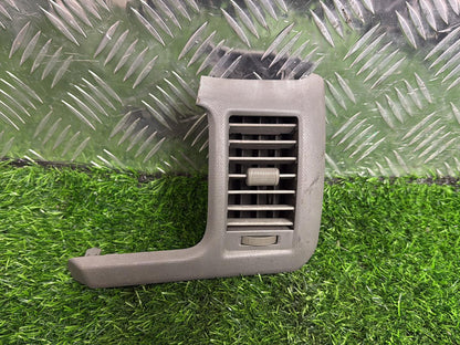 2004 - 2019 Toyota Hiace Right Dash Air Vent 55650-26050