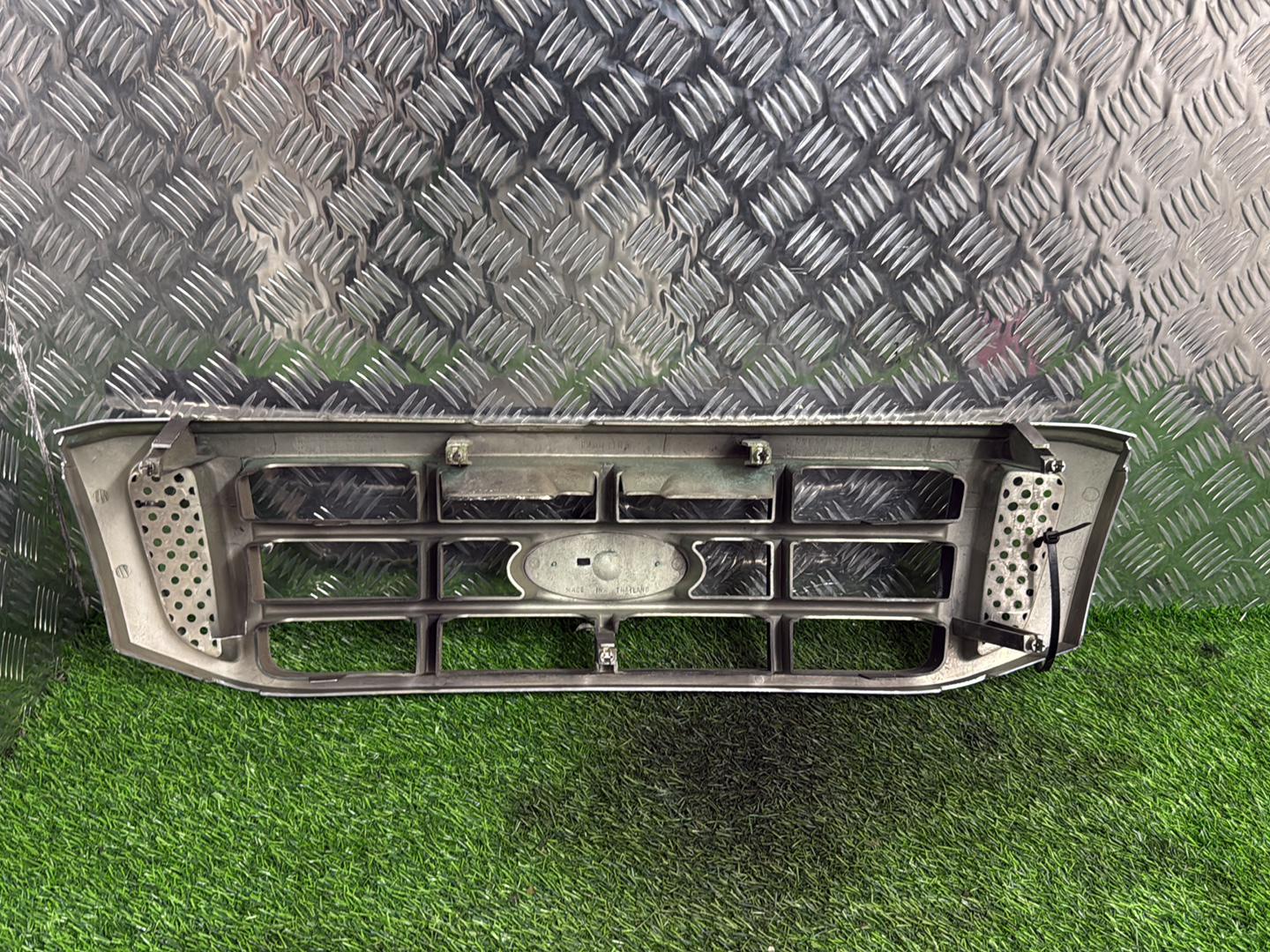 2003 - 2006 Ford Ranger Grille Fdg031Na
