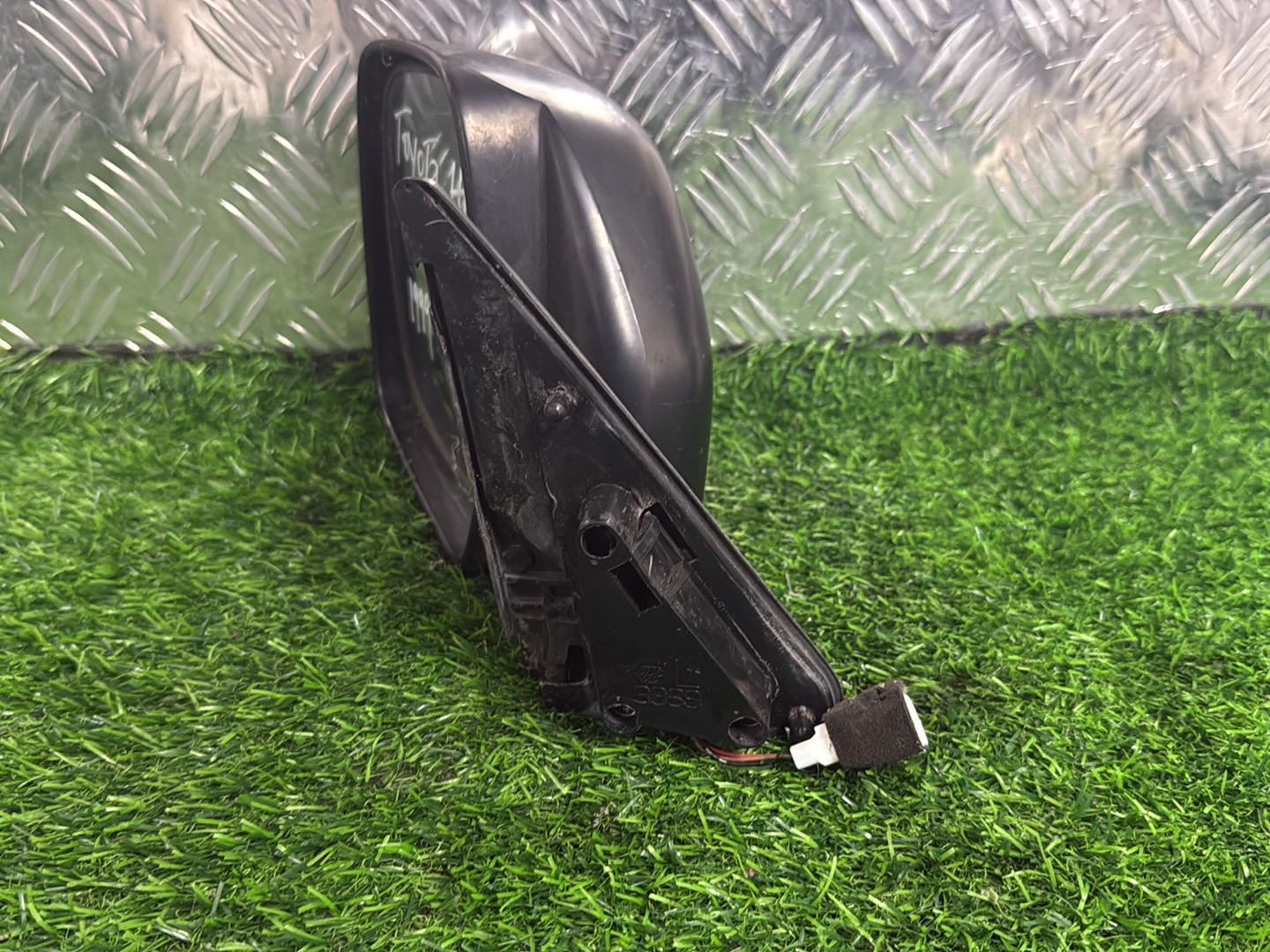 1990 - 2003 Toyota Hiace Left Door Mirror 3 Wire