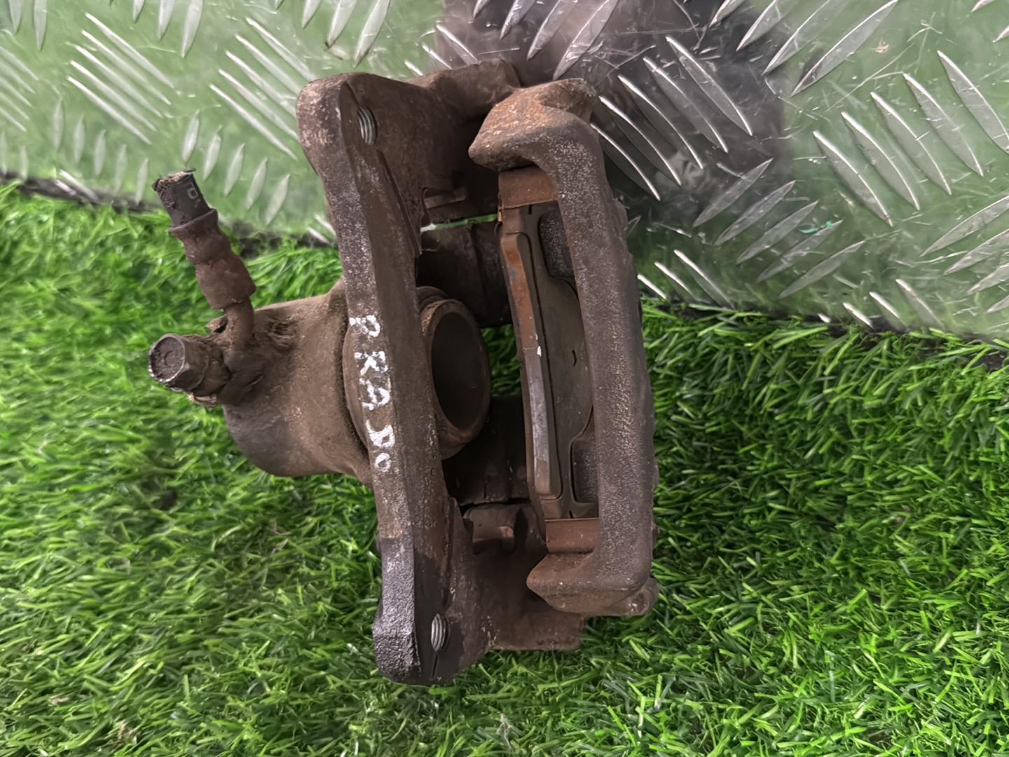 1996 - 2002 Toyota Land Cruiser Prado Left Front Caliper Single Pot