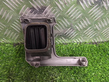 2004 - 2019 Toyota Hiace Right Dash Air Vent 55650-26050