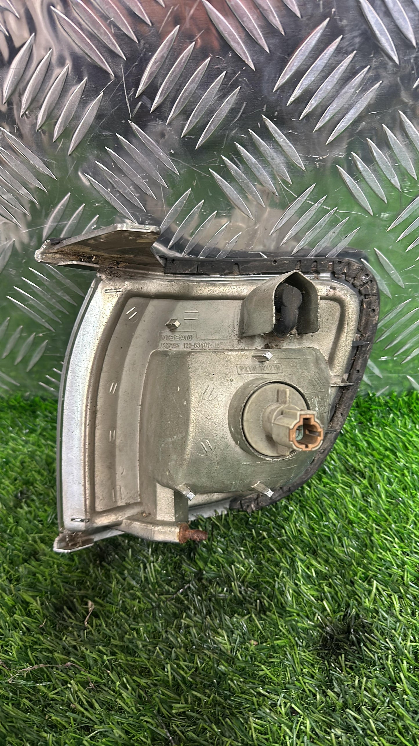 1997 - 2004 Nissan Terrano Right Indicator Koito 120-63401
